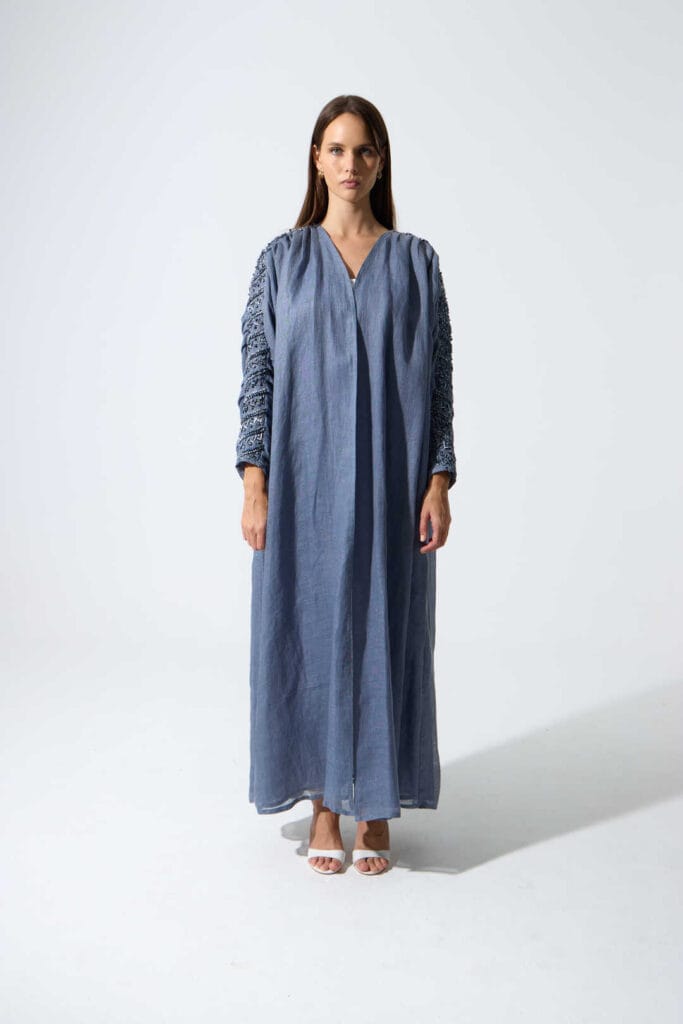 Serrb in Gray